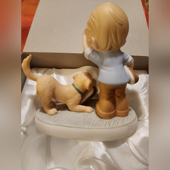 PRECIOUS MOMENTS "SOLE MATES" 2009 - Picture 5 of 10